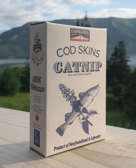 Land & Sea Catnip Meal Topper with Cod Shake Cat 25g 50% OFF